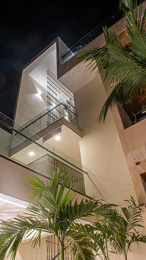 Moonshine Tulum Hotel & Hostel