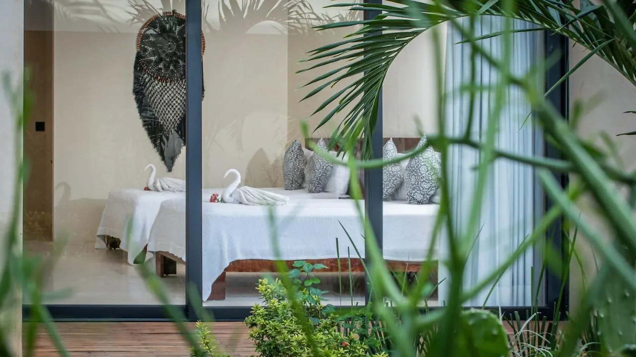 Moonshine Tulum Hotel & Hostel