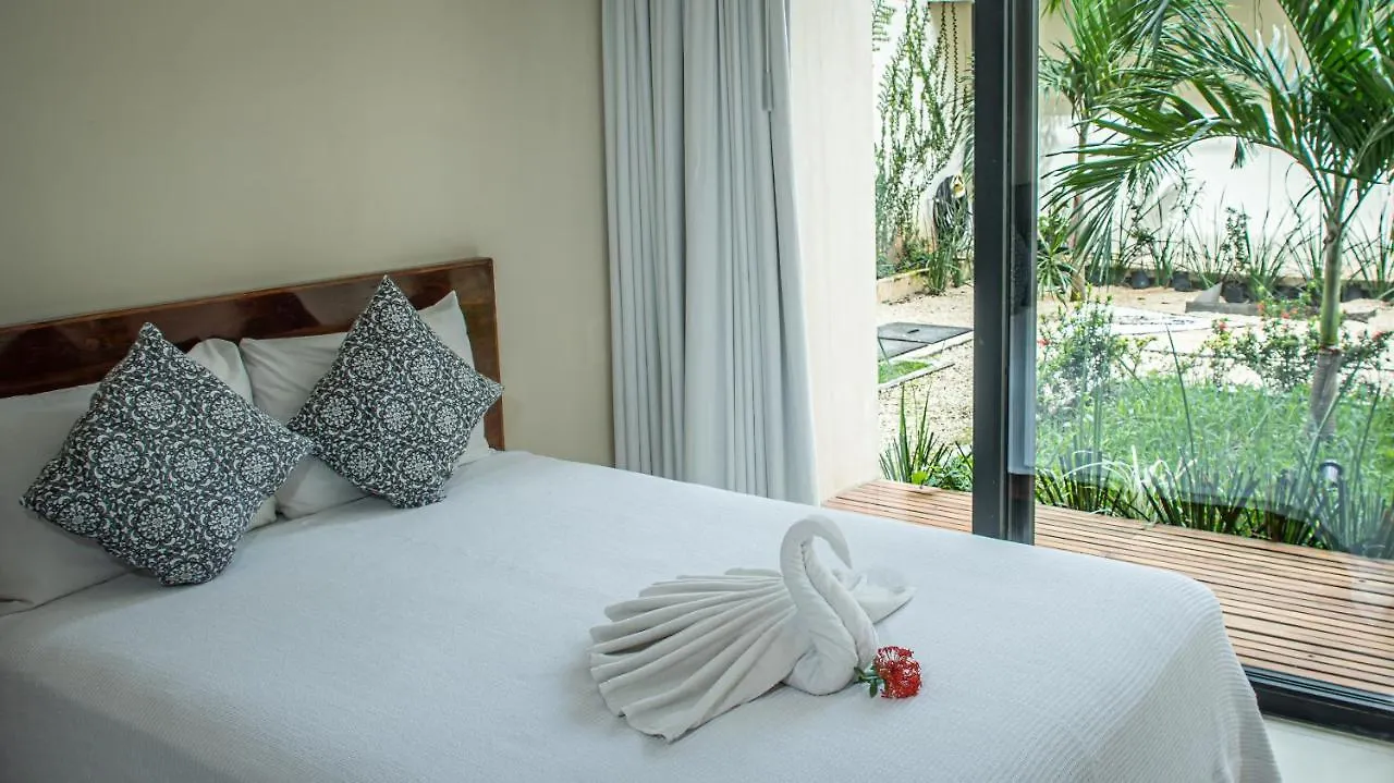 Moonshine Tulum Hotel & Hostel