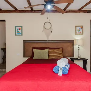 Primitive Selfcheck-in Adults Only Guest house Tulum