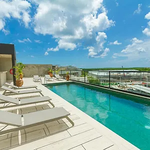 Impresionante Tuk Aparthotel Tulum