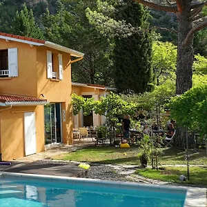 D'hotes - Le Pin Des Arches , Digne-les-Bains France